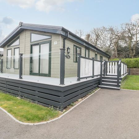 Amethyst Lodge Lymington Buitenkant foto