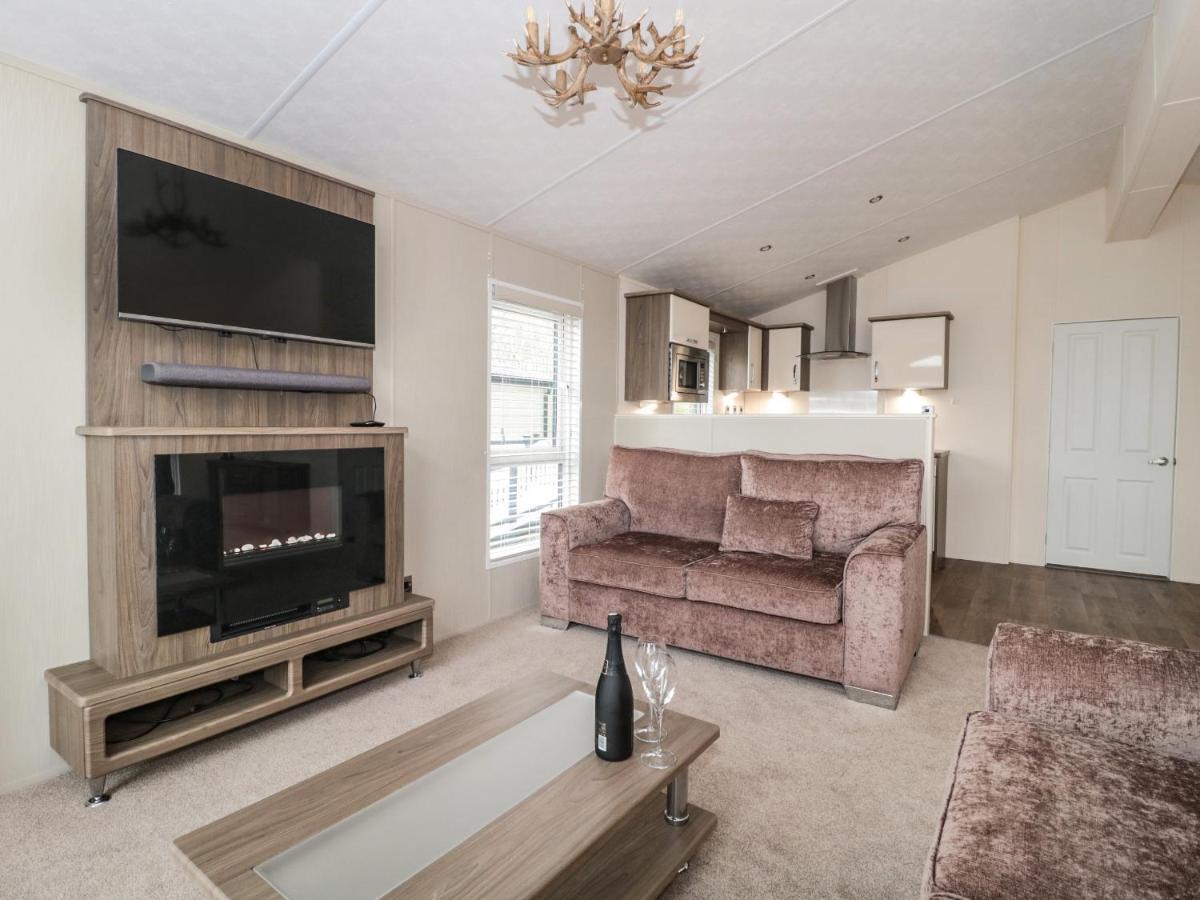 Amethyst Lodge Lymington Buitenkant foto