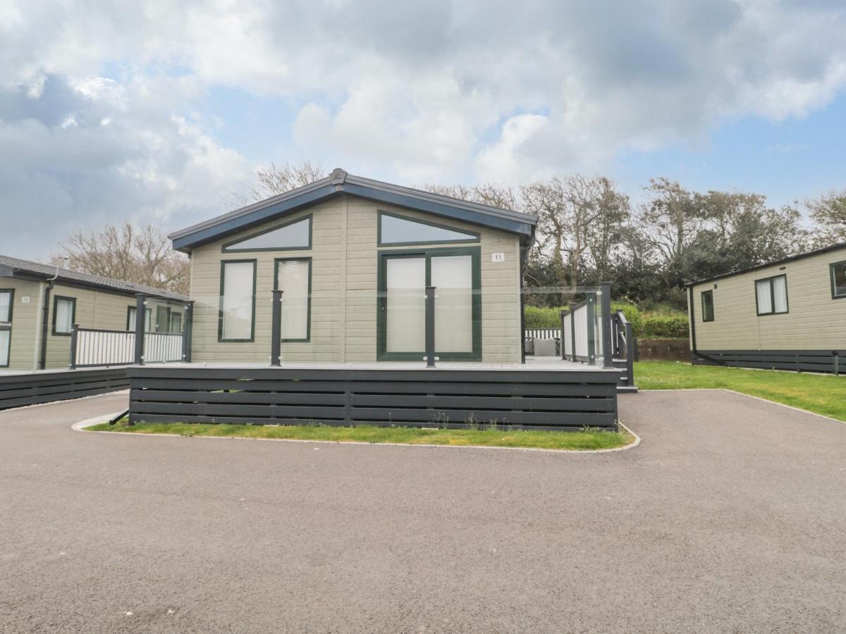 Amethyst Lodge Lymington Buitenkant foto