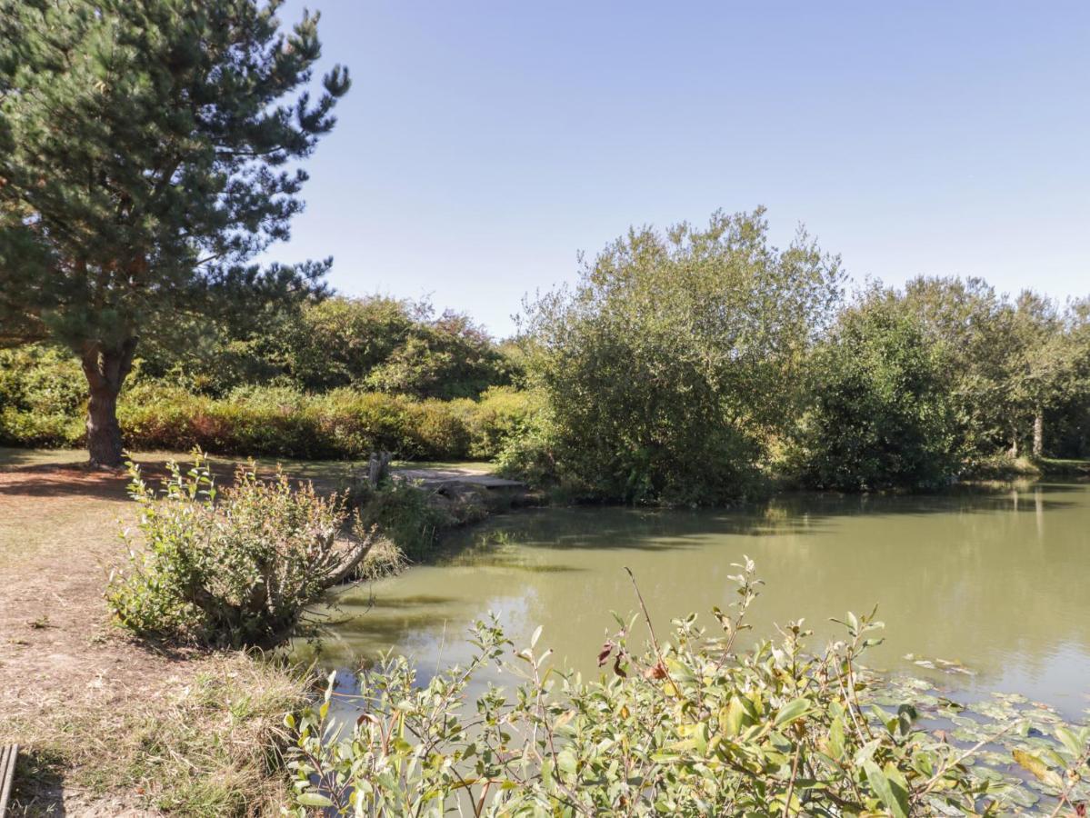Amethyst Lodge Lymington Buitenkant foto